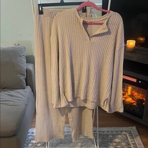 Cozy Ribbed Knit Lounge Set in Cream